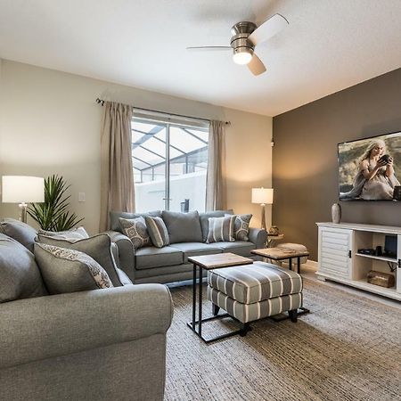 Amazing Home With A Nice Private Pool Near Disney 키시미 외부 사진